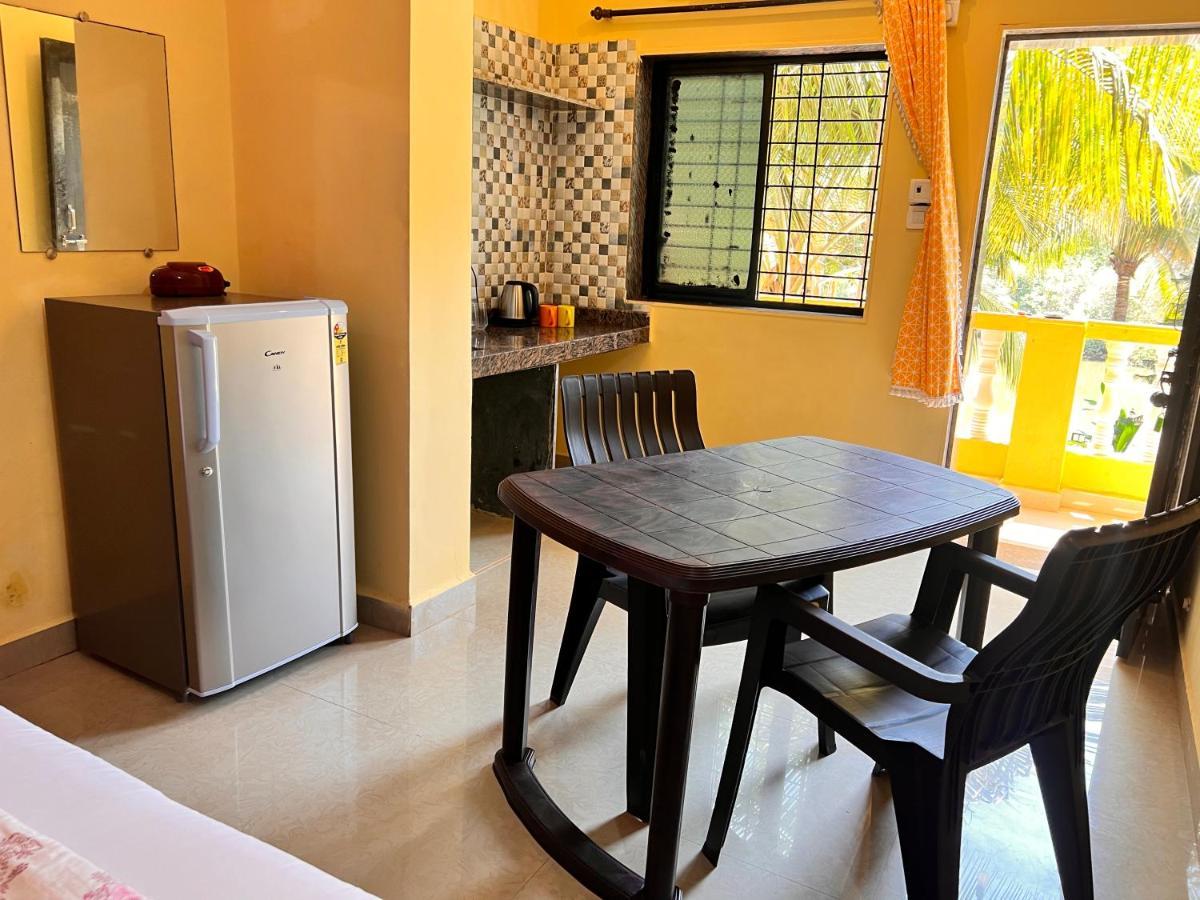 Kyel Villa Guest House Арамбол Екстериор снимка