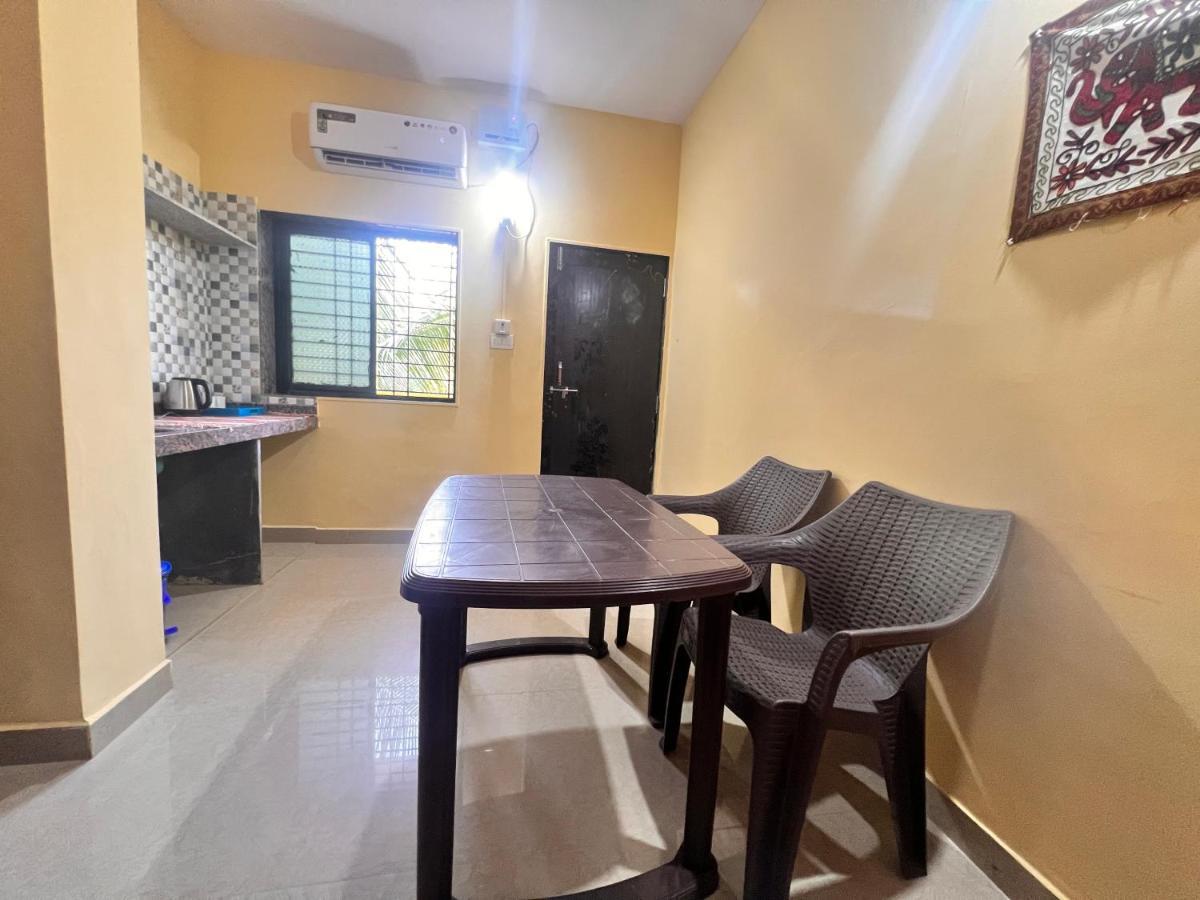 Kyel Villa Guest House Арамбол Екстериор снимка