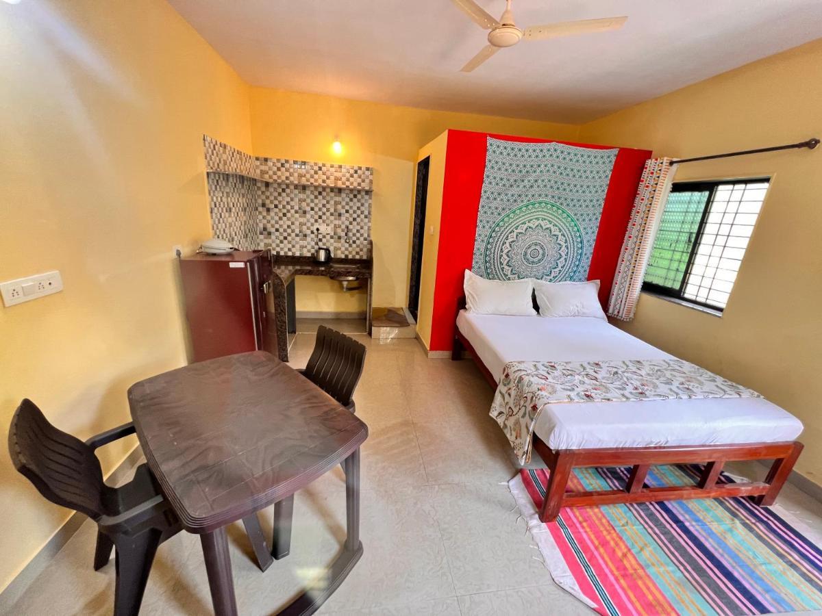 Kyel Villa Guest House Арамбол Екстериор снимка