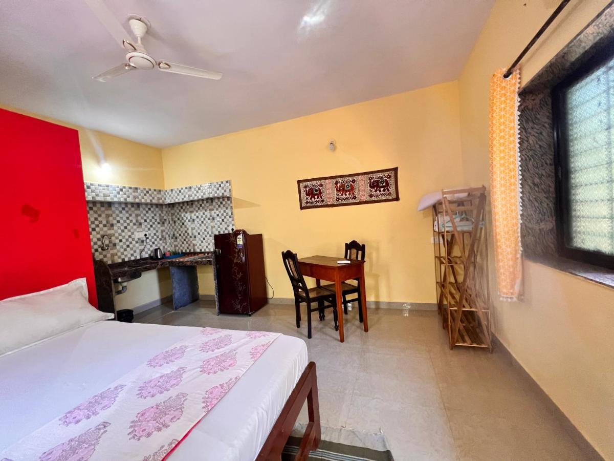 Kyel Villa Guest House Арамбол Екстериор снимка