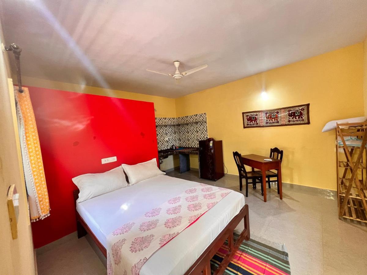 Kyel Villa Guest House Арамбол Екстериор снимка