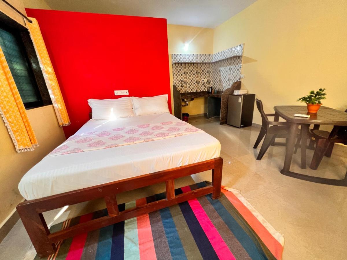 Kyel Villa Guest House Арамбол Екстериор снимка