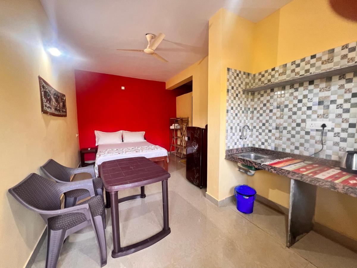 Kyel Villa Guest House Арамбол Екстериор снимка