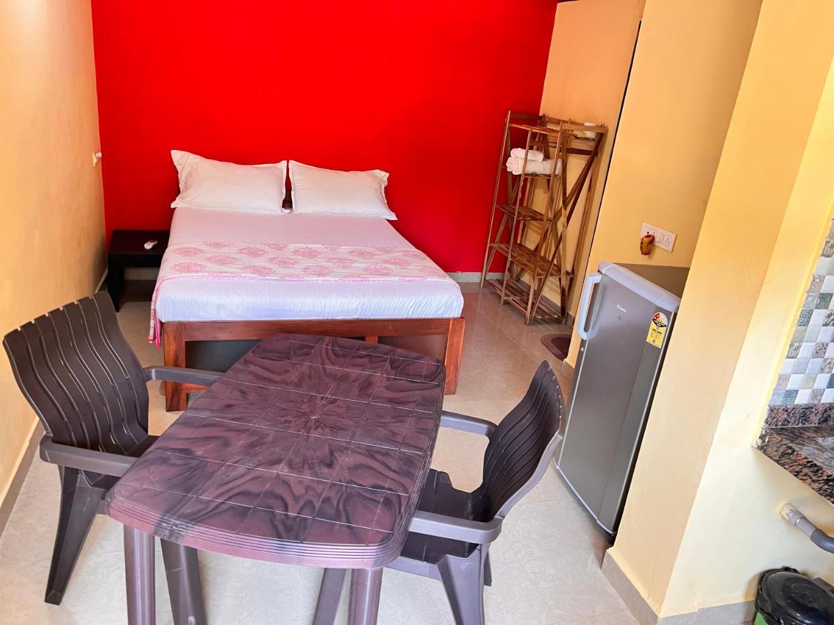 Kyel Villa Guest House Арамбол Екстериор снимка