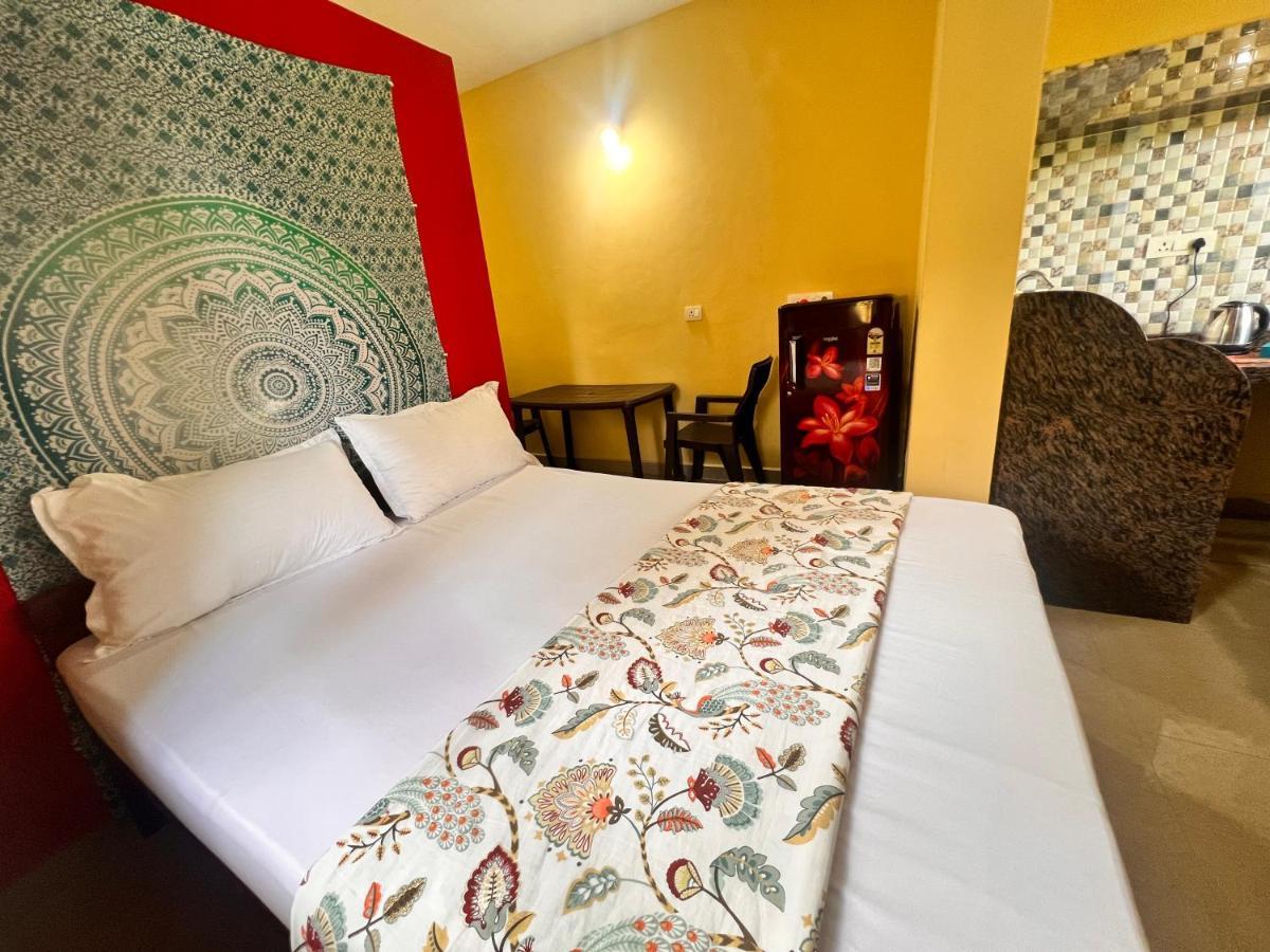 Kyel Villa Guest House Арамбол Екстериор снимка