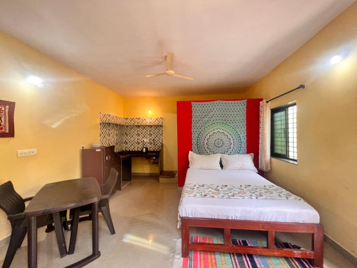 Kyel Villa Guest House Арамбол Екстериор снимка