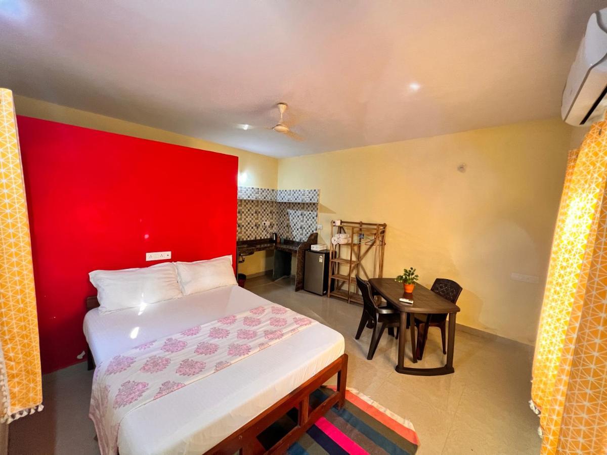 Kyel Villa Guest House Арамбол Екстериор снимка