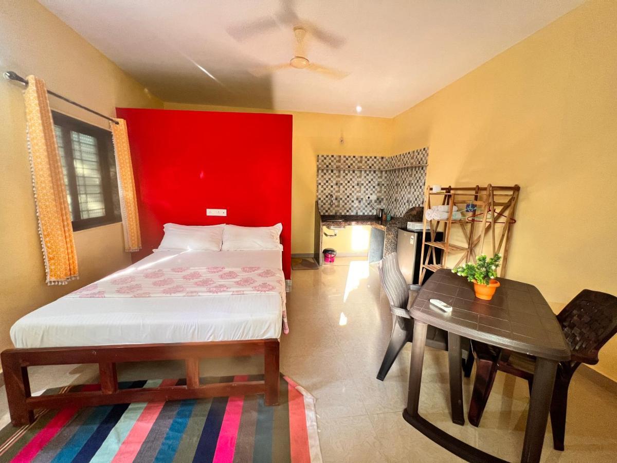 Kyel Villa Guest House Арамбол Екстериор снимка