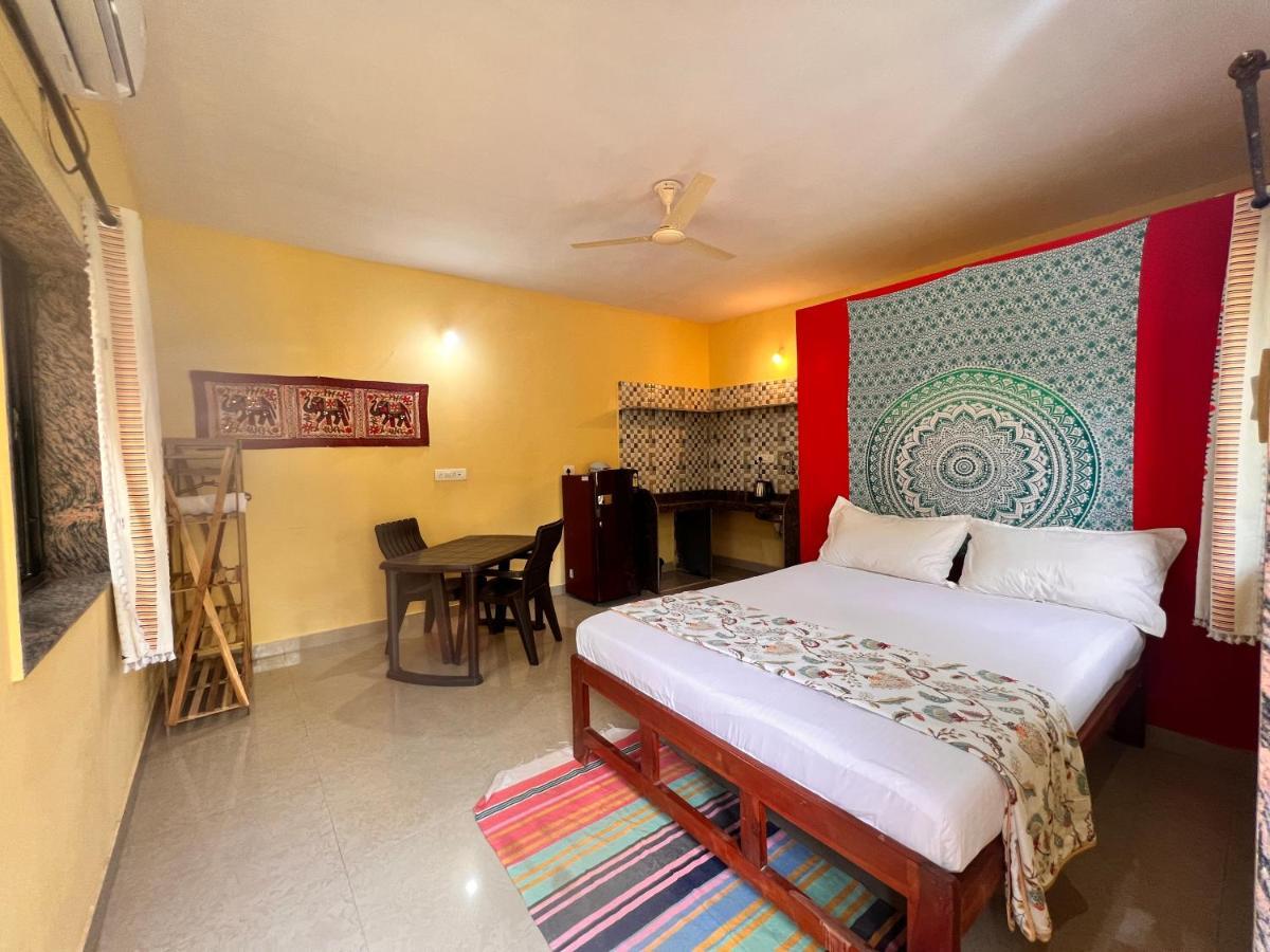 Kyel Villa Guest House Арамбол Екстериор снимка