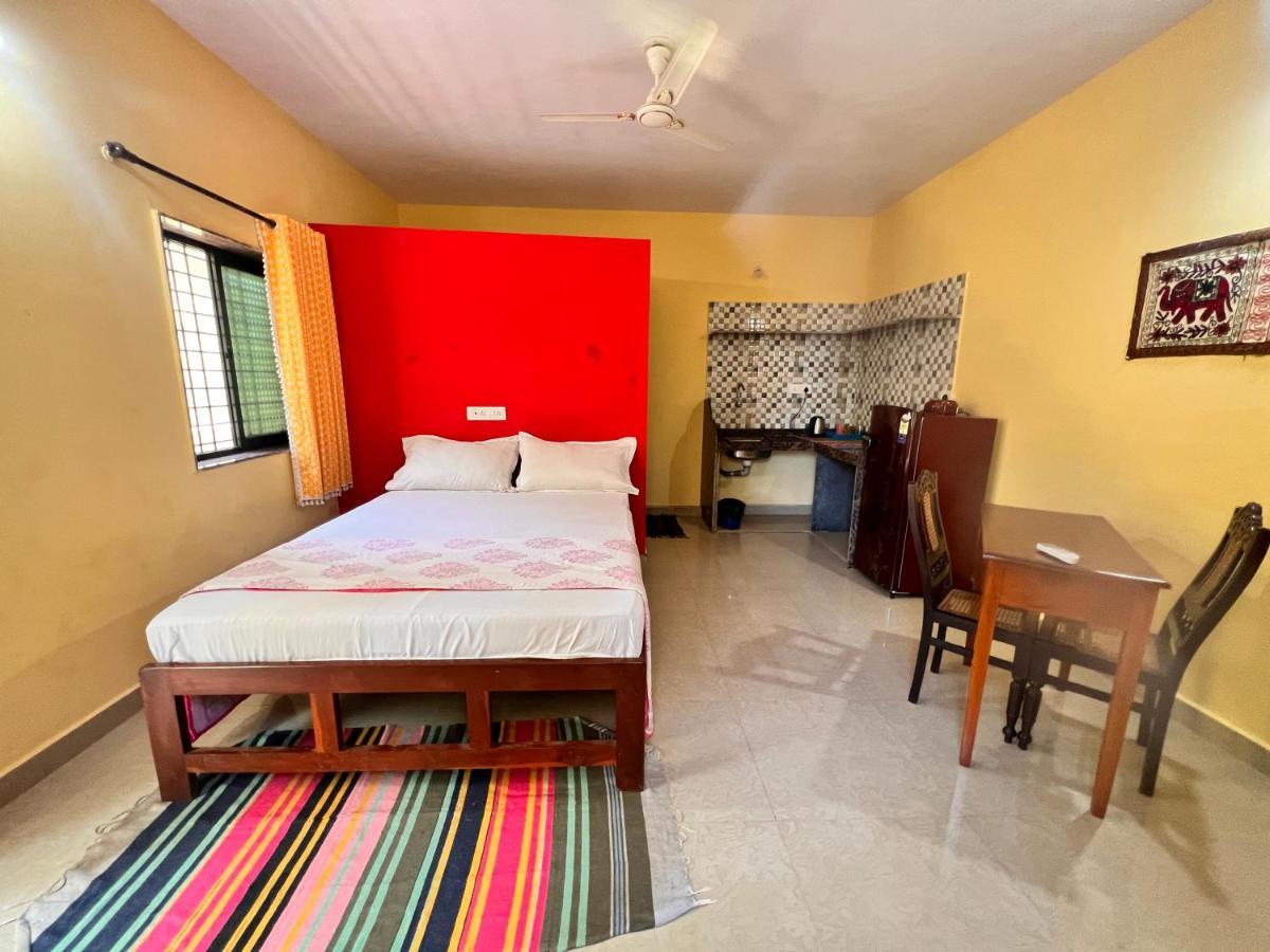 Kyel Villa Guest House Арамбол Екстериор снимка